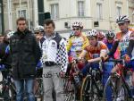 Vincent au d�part avec Claude AUDOUIN Pr�sident du VC Chateau Gontier